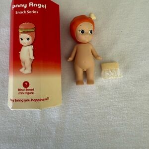NWT Sonny Angel Snack Series Mini Figure - Fried Chicken with clothes
